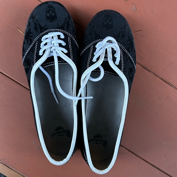 Dr Martens skull slip ons canvas shoes. Sz 37 (6) - Picture 6 of 8